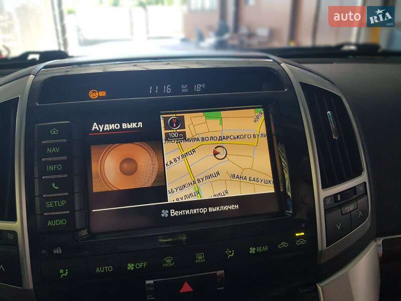 Внедорожник / Кроссовер Toyota Land Cruiser 2014 в Первомайске