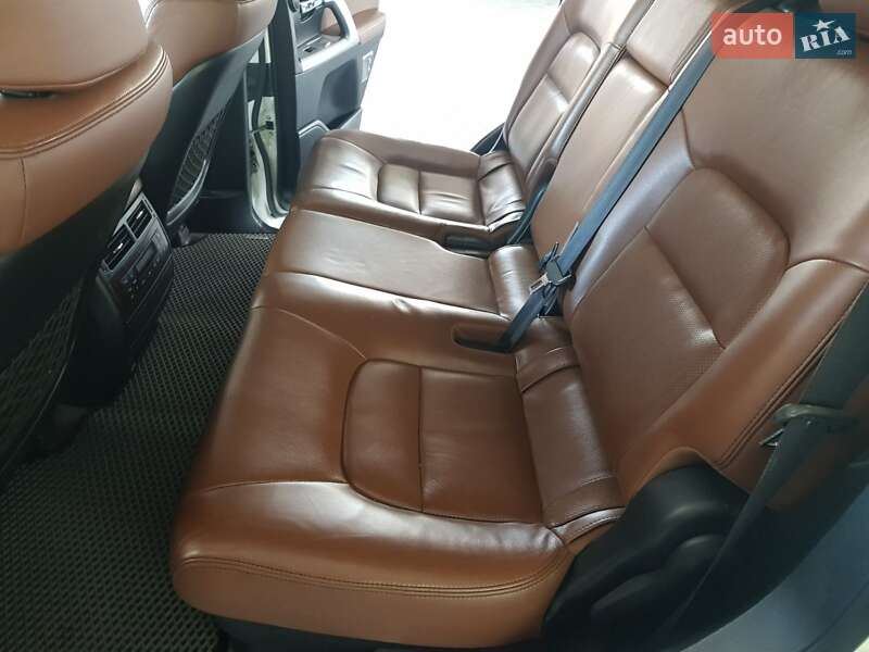 Внедорожник / Кроссовер Toyota Land Cruiser 2014 в Первомайске