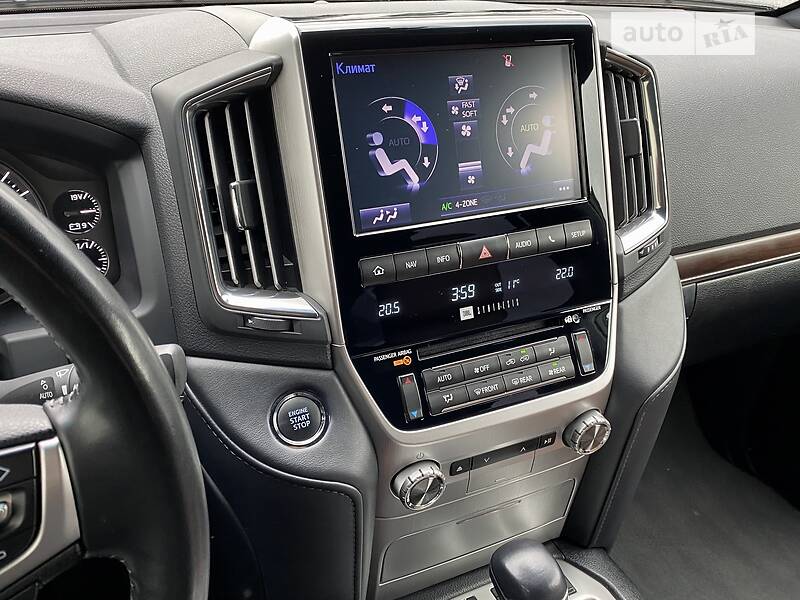 Внедорожник / Кроссовер Toyota Land Cruiser 2020 в Киеве