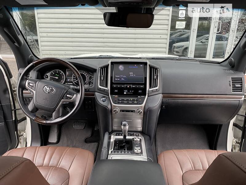 Внедорожник / Кроссовер Toyota Land Cruiser 2020 в Киеве