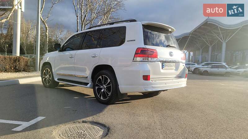 Внедорожник / Кроссовер Toyota Land Cruiser 2013 в Одессе