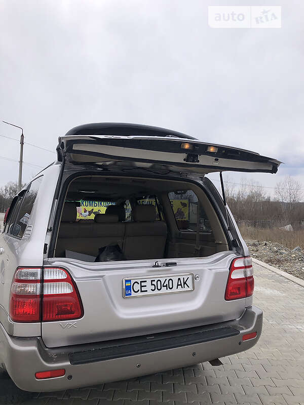 Внедорожник / Кроссовер Toyota Land Cruiser 2004 в Черновцах