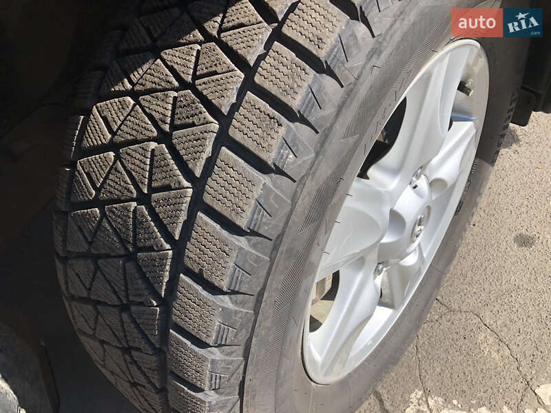 Внедорожник / Кроссовер Toyota Land Cruiser 2012 в Одессе