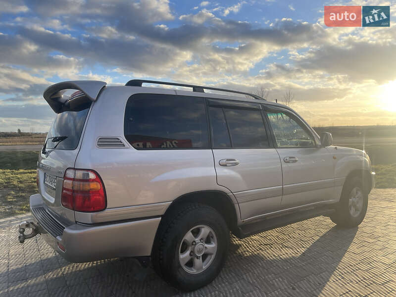 Внедорожник / Кроссовер Toyota Land Cruiser 2001 в Львове