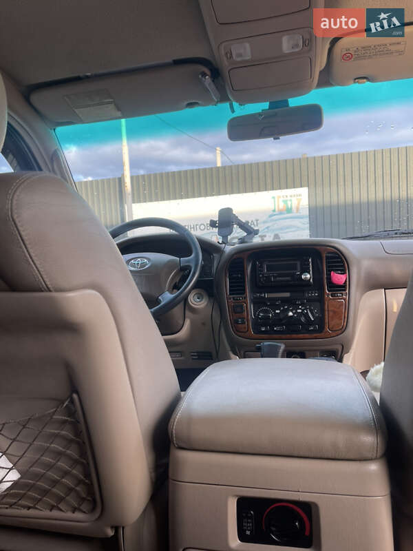 Внедорожник / Кроссовер Toyota Land Cruiser 2001 в Львове