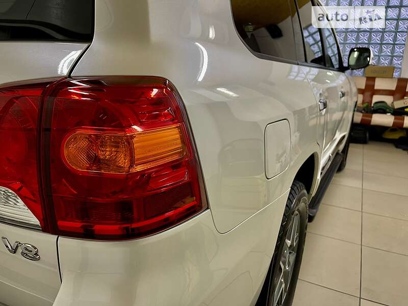 Позашляховик / Кросовер Toyota Land Cruiser 2012 в Тячеві