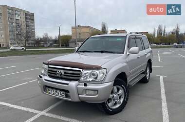 Внедорожник / Кроссовер Toyota Land Cruiser 2004 в Каменец-Подольском