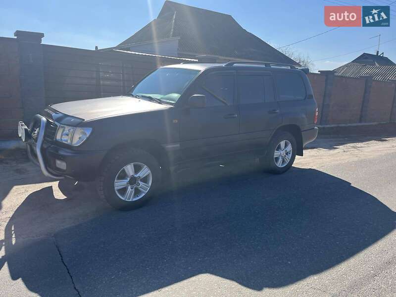 Внедорожник / Кроссовер Toyota Land Cruiser 2000 в Вышгороде