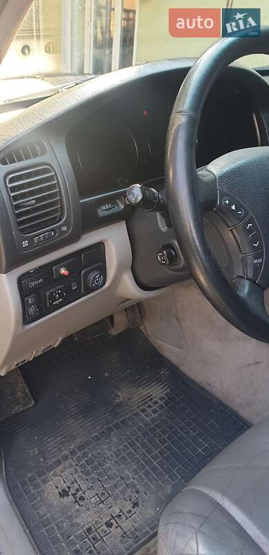 Внедорожник / Кроссовер Toyota Land Cruiser 2004 в Житомире