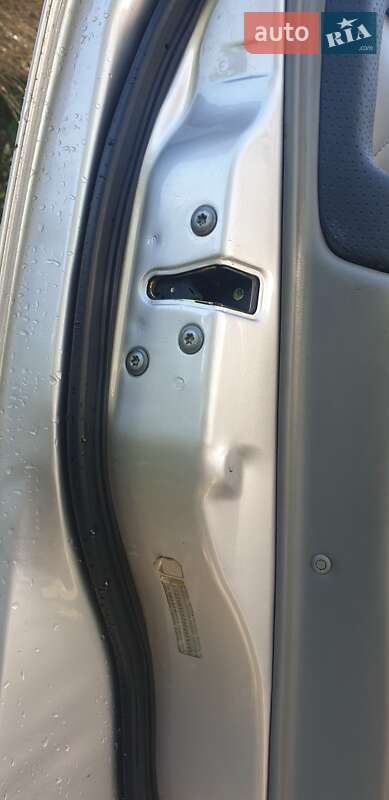 Внедорожник / Кроссовер Toyota Land Cruiser 2004 в Житомире