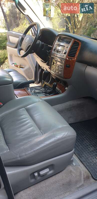 Внедорожник / Кроссовер Toyota Land Cruiser 2004 в Житомире