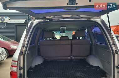 Внедорожник / Кроссовер Toyota Land Cruiser 2003 в 