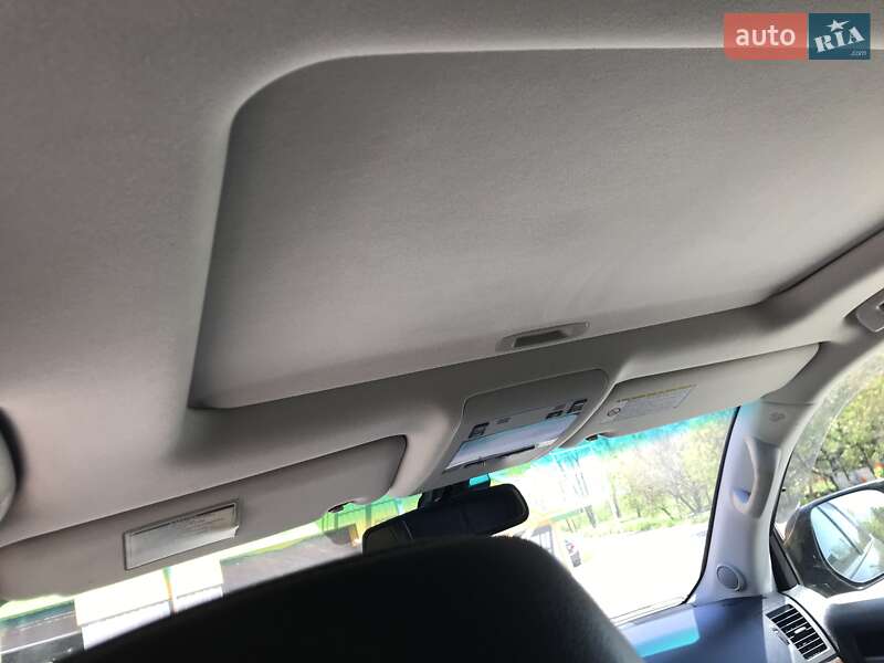 Внедорожник / Кроссовер Toyota Land Cruiser 2011 в Кривом Роге