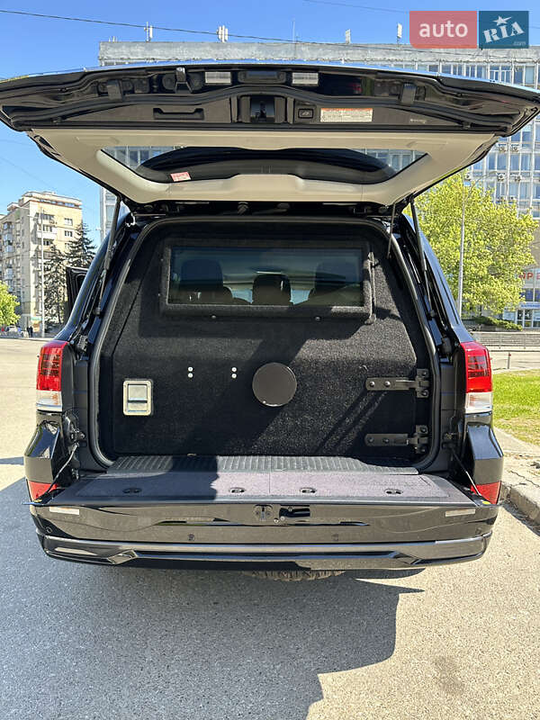 Внедорожник / Кроссовер Toyota Land Cruiser 2017 в Киеве фото Внедорожник / Кроссовер Toyota Land Cruiser 2017 в Киеве