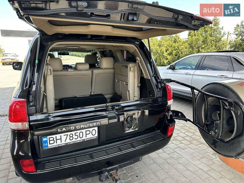 Позашляховик / Кросовер Toyota Land Cruiser 2007 в Одесі