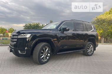 Внедорожник / Кроссовер Toyota Land Cruiser 2022 в Киеве