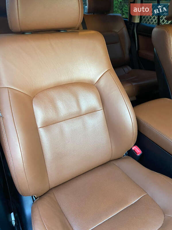Внедорожник / Кроссовер Toyota Land Cruiser 2014 в Ужгороде
