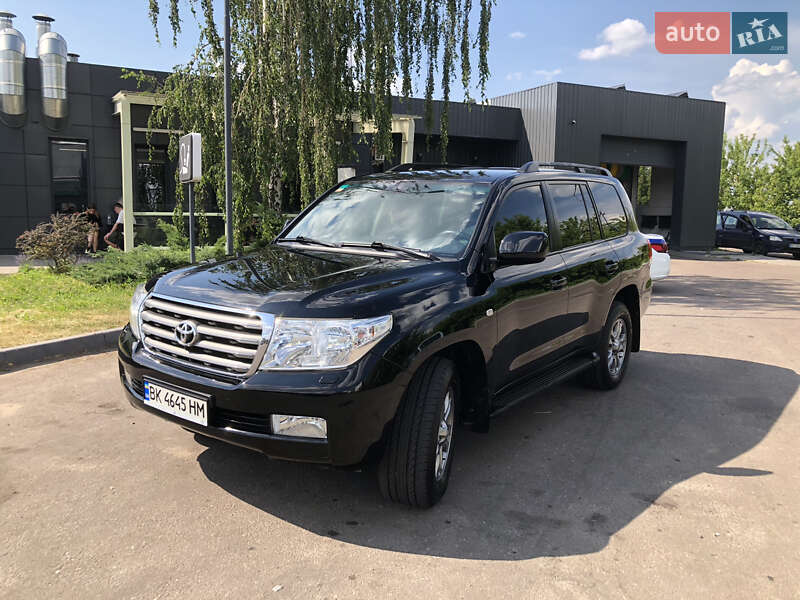 Внедорожник / Кроссовер Toyota Land Cruiser 2007 в Ровно