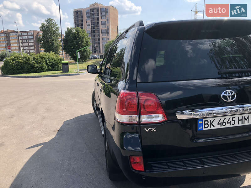 Внедорожник / Кроссовер Toyota Land Cruiser 2007 в Ровно