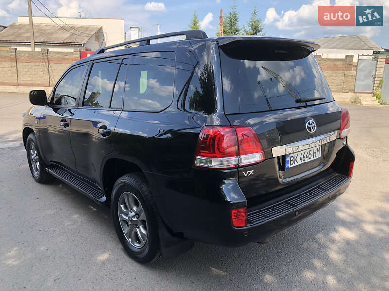 Внедорожник / Кроссовер Toyota Land Cruiser 2007 в Ровно