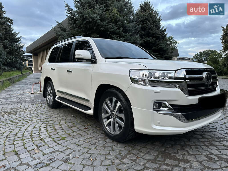 Внедорожник / Кроссовер Toyota Land Cruiser 2019 в Ужгороде