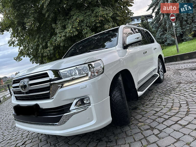 Внедорожник / Кроссовер Toyota Land Cruiser 2019 в Ужгороде