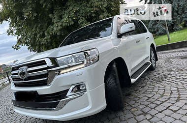 Внедорожник / Кроссовер Toyota Land Cruiser 2019 в Ужгороде