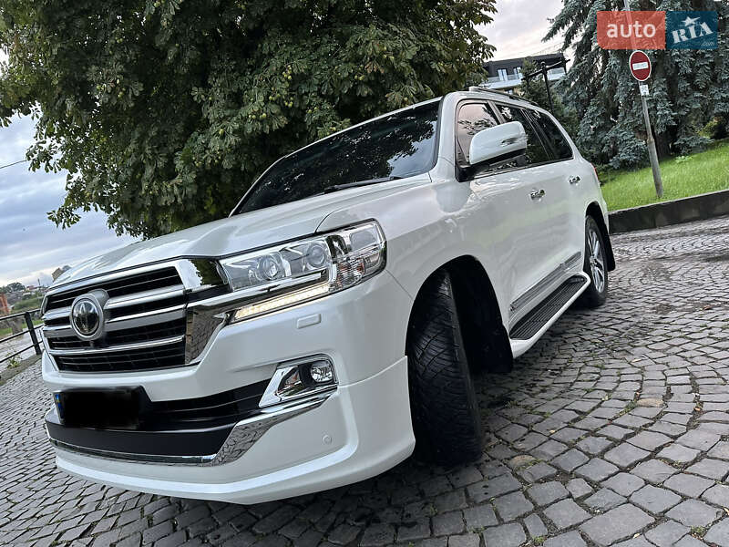 Внедорожник / Кроссовер Toyota Land Cruiser 2019 в Ужгороде