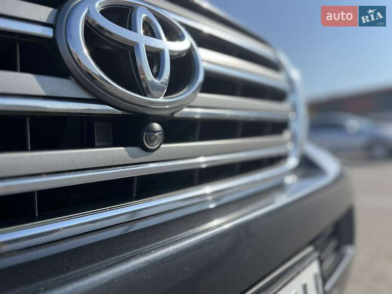 Позашляховик / Кросовер Toyota Land Cruiser 2013 в Вінниці
