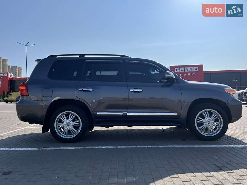 Позашляховик / Кросовер Toyota Land Cruiser 2013 в Вінниці