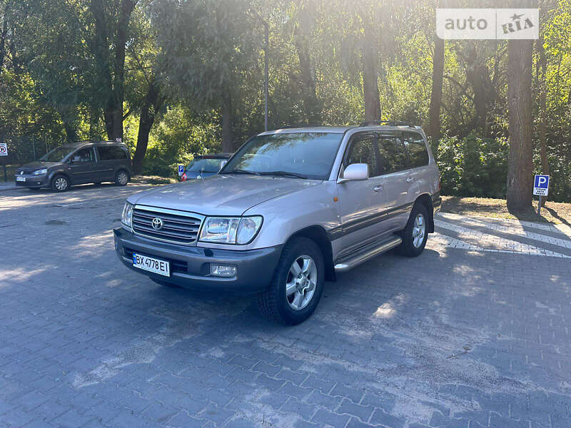 Позашляховик / Кросовер Toyota Land Cruiser 2003 в Хмельницькому