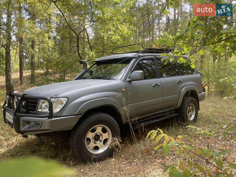 Позашляховик / Кросовер Toyota Land Cruiser 1998 в Києві