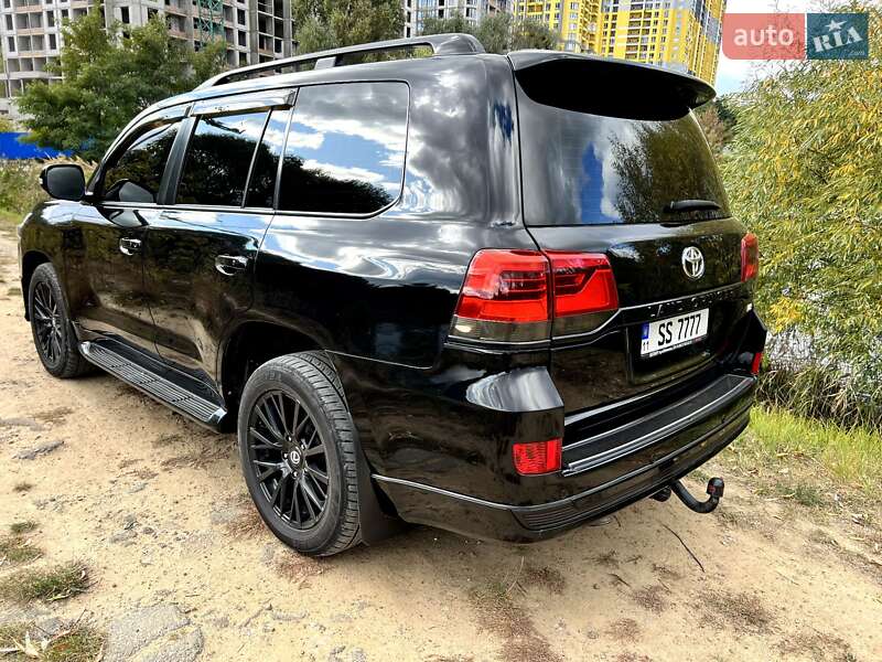Позашляховик / Кросовер Toyota Land Cruiser 2008 в Києві