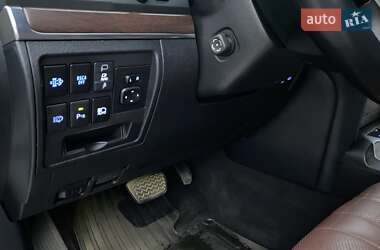 Внедорожник / Кроссовер Toyota Land Cruiser 2019 в Львове