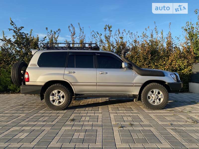 Внедорожник / Кроссовер Toyota Land Cruiser 2006 в Одессе