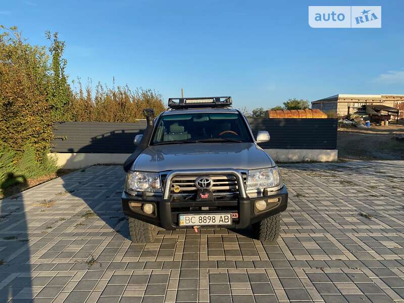 Внедорожник / Кроссовер Toyota Land Cruiser 2006 в Одессе