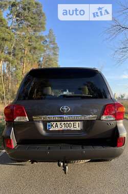 Внедорожник / Кроссовер Toyota Land Cruiser 2012 в Киеве