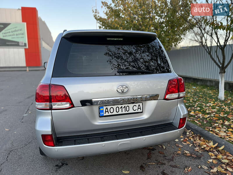 Позашляховик / Кросовер Toyota Land Cruiser 2008 в Сваляві