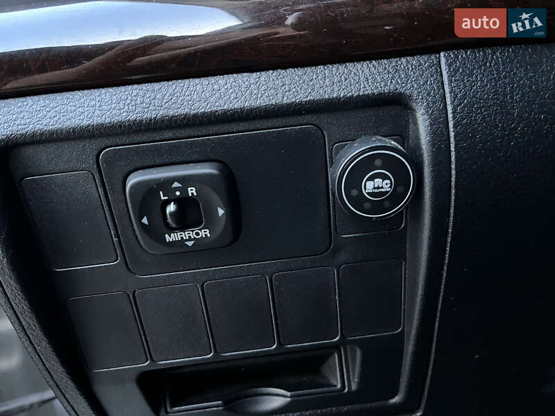 Позашляховик / Кросовер Toyota Land Cruiser 2008 в Сваляві