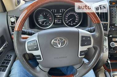 Внедорожник / Кроссовер Toyota Land Cruiser 2014 в Днепре