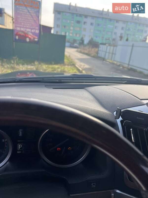 Внедорожник / Кроссовер Toyota Land Cruiser 2014 в Киеве фото 15 Внедорожник / Кроссовер Toyota Land Cruiser 2014 в Киеве