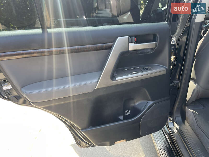 Позашляховик / Кросовер Toyota Land Cruiser 2008 в Одесі