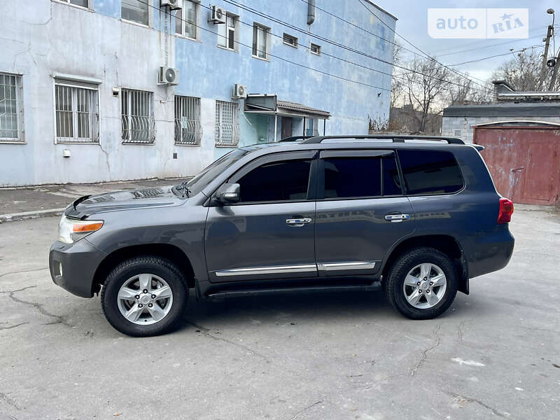 Внедорожник / Кроссовер Toyota Land Cruiser 2012 в Каменском фото 3 Внедорожник / Кроссовер Toyota Land Cruiser 2012 в Каменском