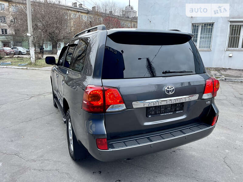 Внедорожник / Кроссовер Toyota Land Cruiser 2012 в Каменском фото 5 Внедорожник / Кроссовер Toyota Land Cruiser 2012 в Каменском