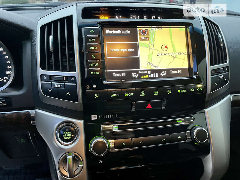 Внедорожник / Кроссовер Toyota Land Cruiser 2012 в Каменском фото 28 Внедорожник / Кроссовер Toyota Land Cruiser 2012 в Каменском