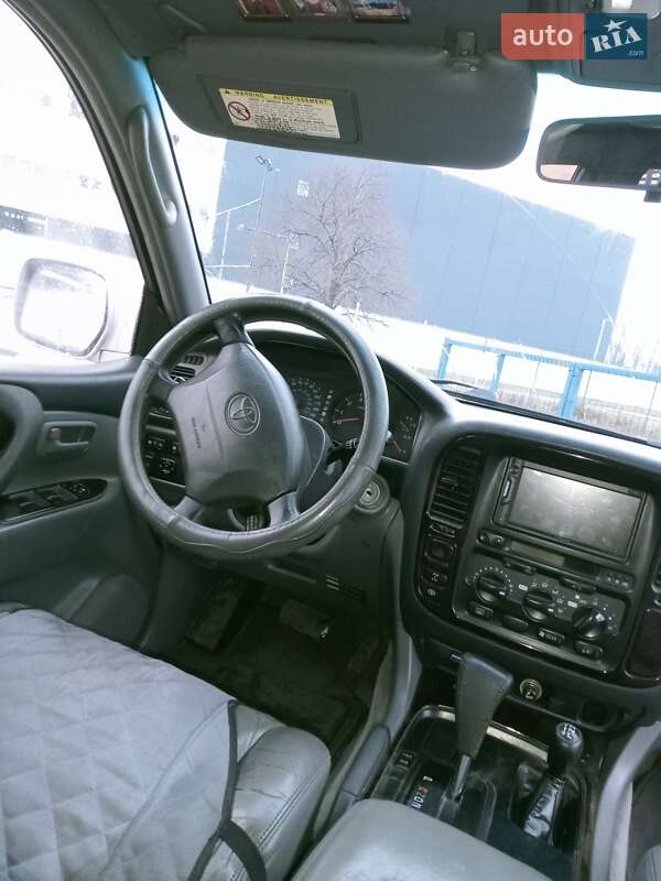 Внедорожник / Кроссовер Toyota Land Cruiser 2000 в Херсоне