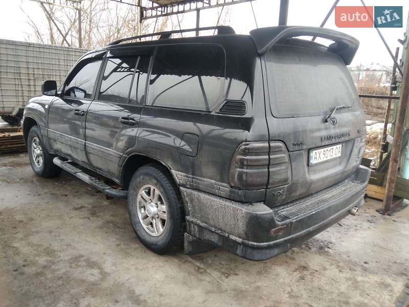 Внедорожник / Кроссовер Toyota Land Cruiser 1999 в Харькове