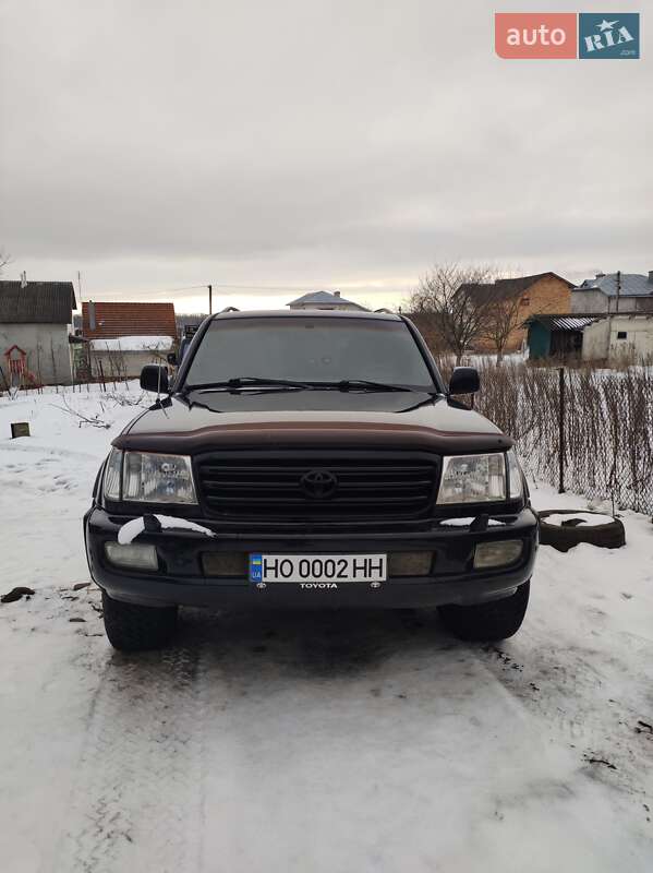 Внедорожник / Кроссовер Toyota Land Cruiser 2003 в Тернополе