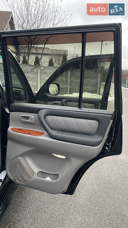 Внедорожник / Кроссовер Toyota Land Cruiser 2003 в Киеве