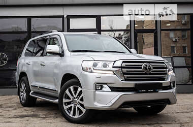 Внедорожник / Кроссовер Toyota Land Cruiser 2016 в Киеве